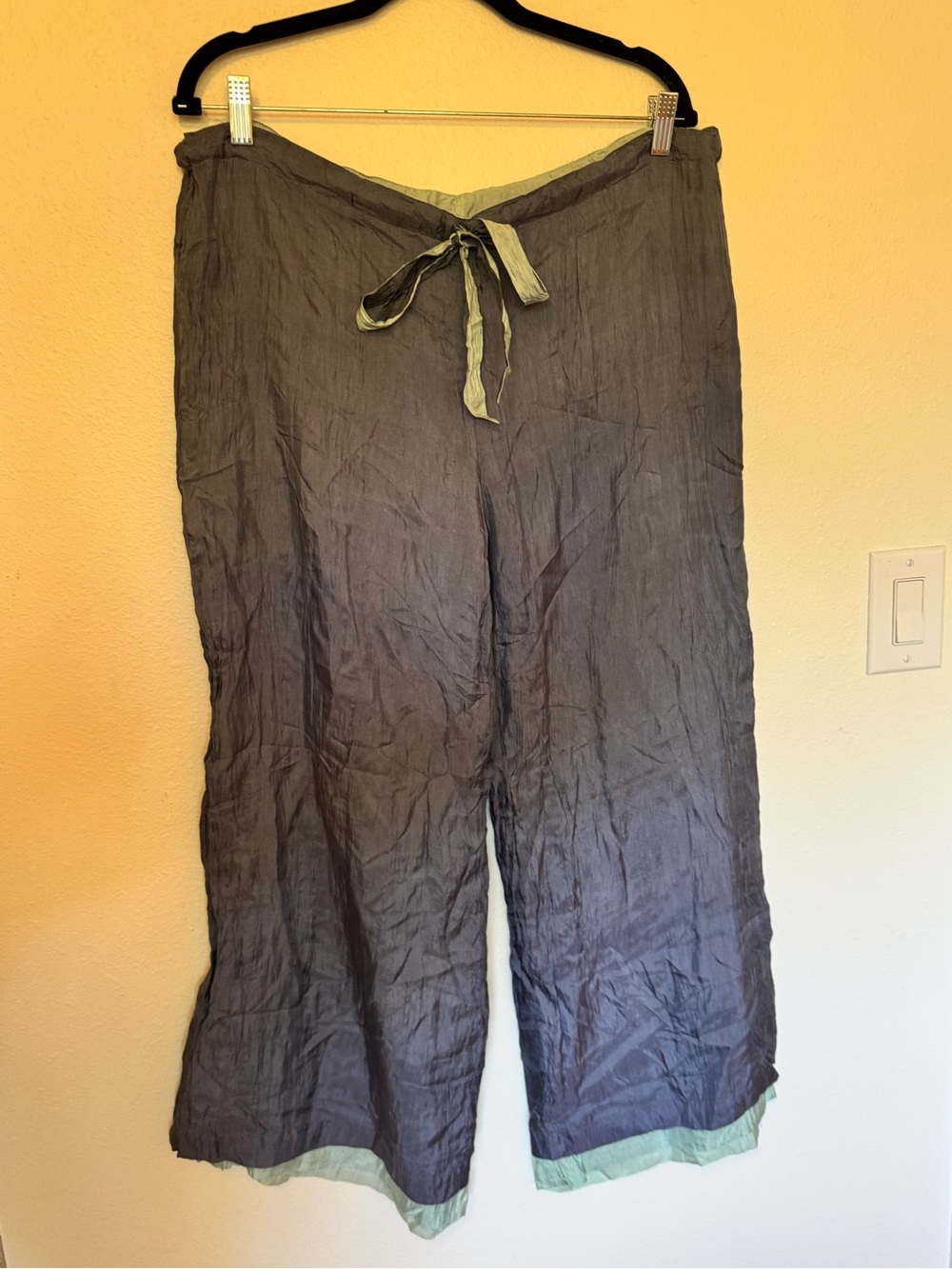 Chan Luu 100% Silk Crinkle Pants Blue Gray Size Medium Waist Tie Lounge EUC